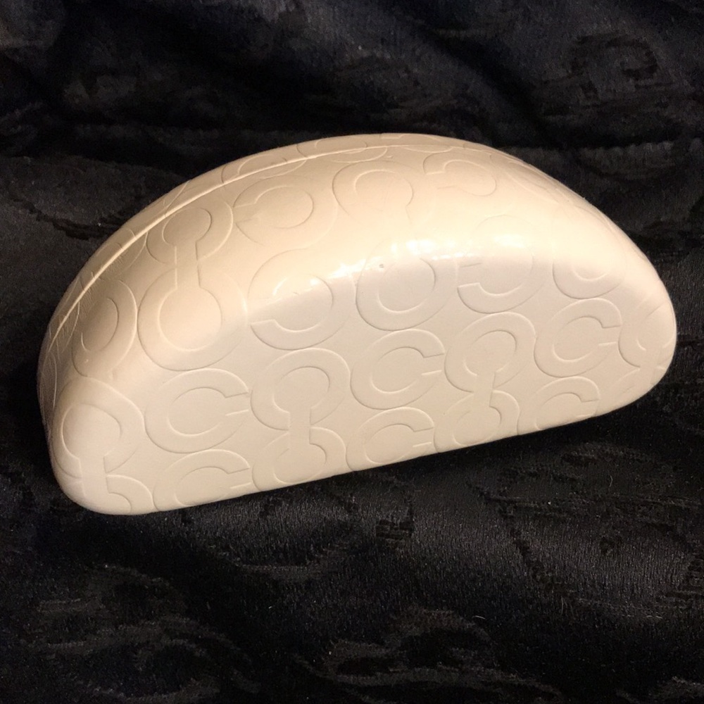 Coach White Sunglasses Case - Picture 3 of 6